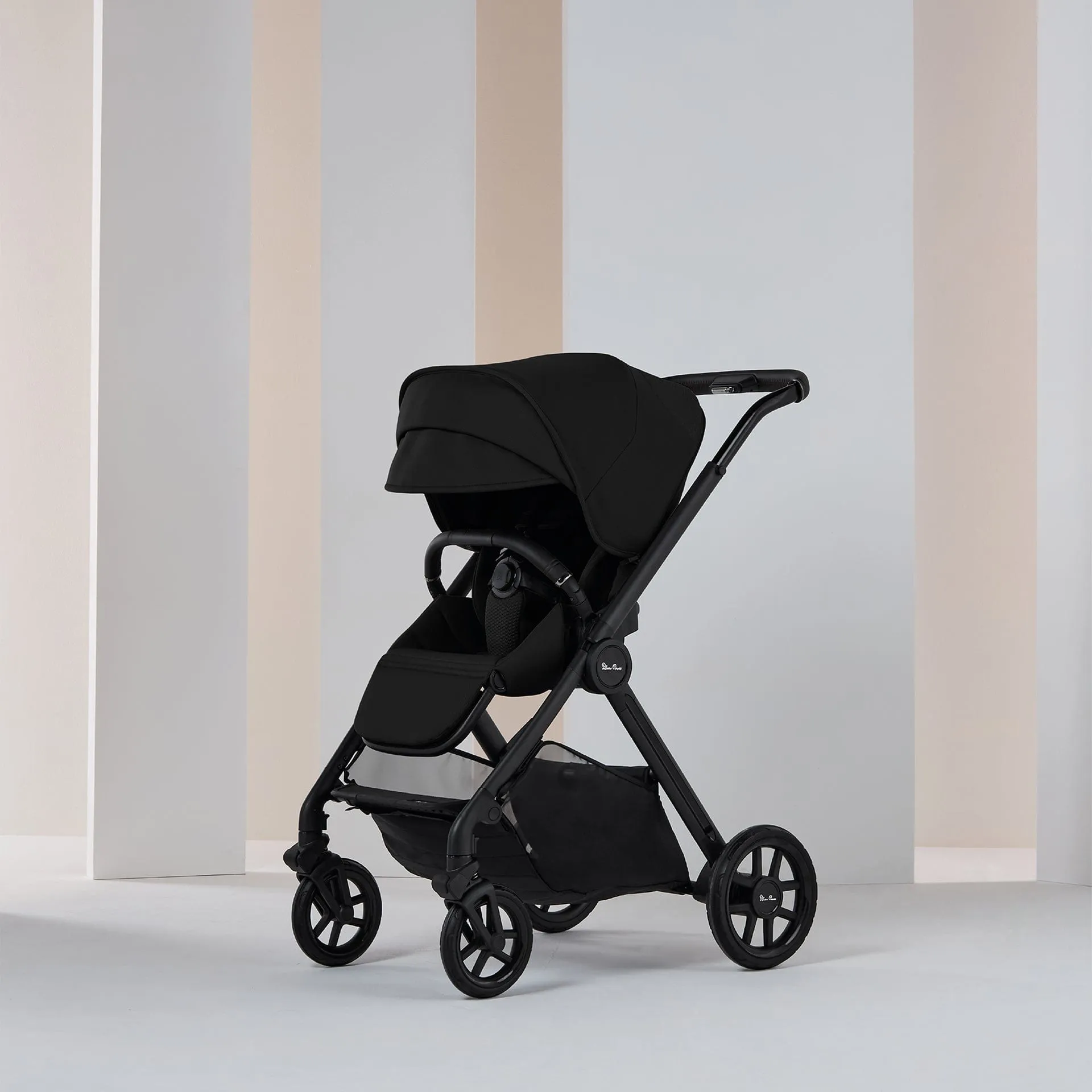 Silver Cross Reef 2 Pram - Space